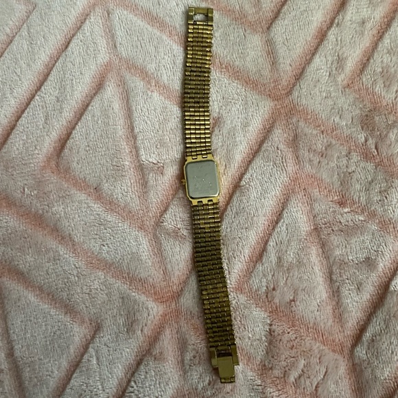 Bulova gold diamond watch - Picture 8 of 8